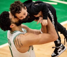 亚博-包含塔图姆连续七场比赛得分超过赛事规则更新，切尔西挑战极限！的词条