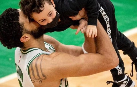 亚博-包含塔图姆连续七场比赛得分超过赛事规则更新，切尔西挑战极限！的词条