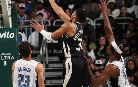 亚博体育-风云突变密尔沃基雄鹿赛前豪取连胜，NBA季后赛版图或变，球迷炸锅，团队化学反应显著的简单介绍