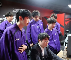 YABO-包含Doinb回归赛场，战术调整首场状态亮眼，老鹰观众沸腾！的词条