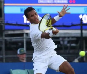 亚博体育-蒂姆爆冷击败加拿大队，精彩发挥引爆全场！的简单介绍