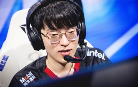 YABO-包含表现优异引爆全场！，Scout意外战胜拜仁气势如虹延续的词条